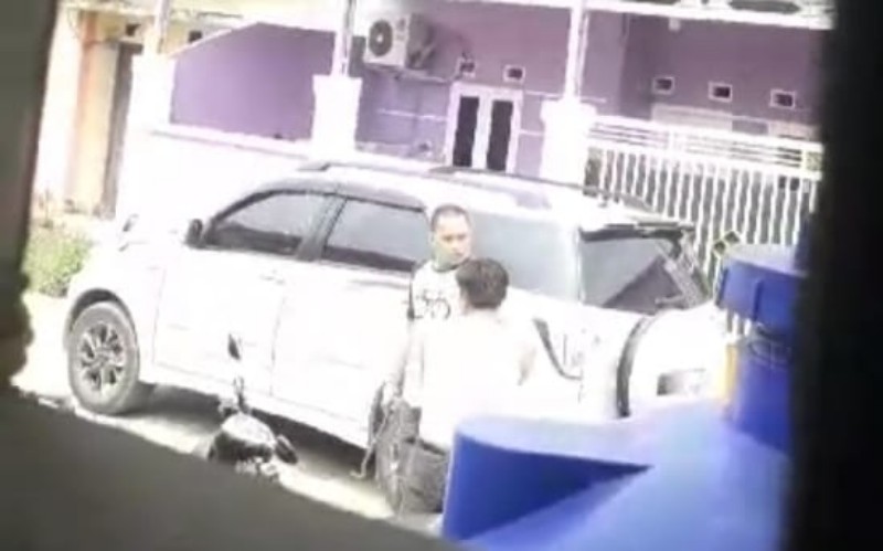 Diduga Adik Oknum Anggota DPRD Banyuasin, Bawa Linggis Ngamuk di Rumah Warga