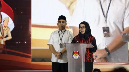 ERA Bakal Bangun Call Center Online untuk Pengaduan Masyarakat jika Terpilih Menjadi Gubernur Sumsel