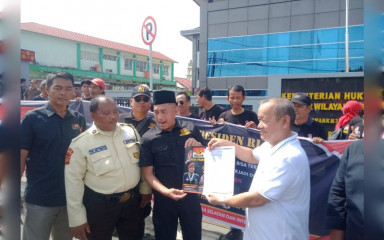 Garda Prabowo Sumsel Demo Depan Kantor Kemenkumham
