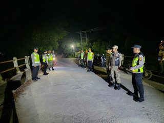 Polsek Belitang II Gelar KRYD Patroli Gabungan