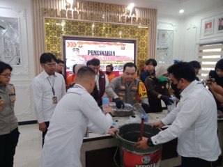 Satres Narkoba Polrestabes Palembang Musnahkan Barang Bukti Sabu 2,1 Kilogram 