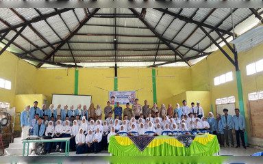 Mahasiswa KKN-82 UIN Raden Fatah Palembang Kelompok 106 Gelar Sosialisasi Smart Generation di SD-SMP IT Al Ahya Mariana