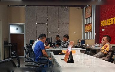 Darmanto Laporkan Istri ke Polisi usai Dicakar dan Ditusuk Pakai Kunci