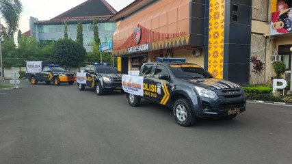 Polrestabes Palembang Salurkan 1000 Paket Sembako untuk Masyarakat Kurang Mampu