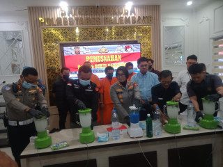 Wakapolrestabes AKBP Andes Purwanti Pimpin Pemusnahan BB Ribuan Gram Sabu Dan Ribuan Butir Ekstasi
